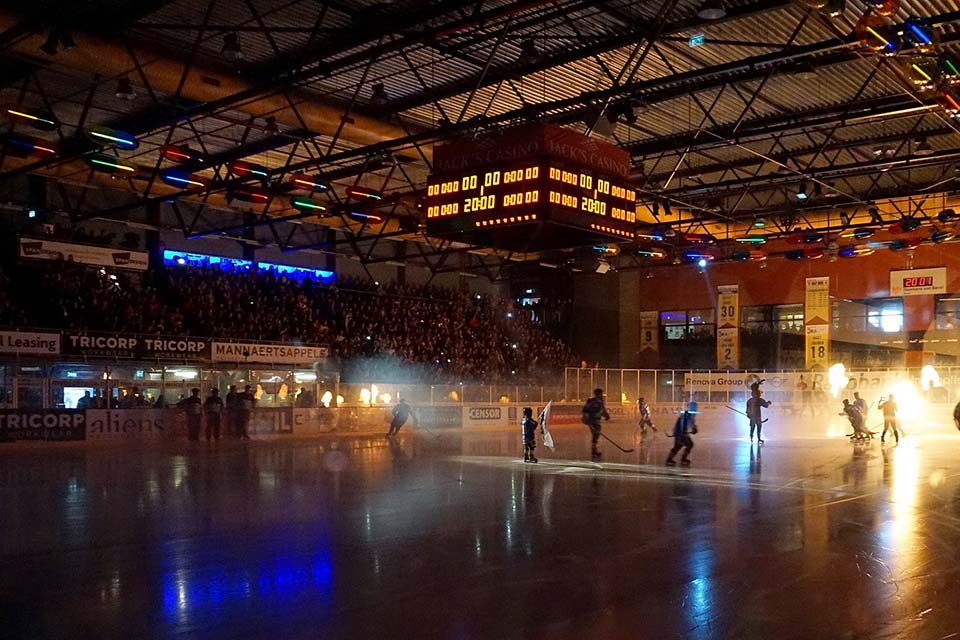 Tilburg spielt gegen die Scorpions.