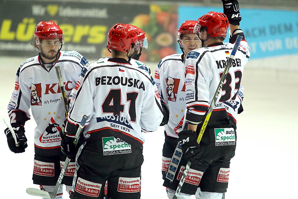 Die Rostock Piranhas gewinnen am Timmendorfer Strand.