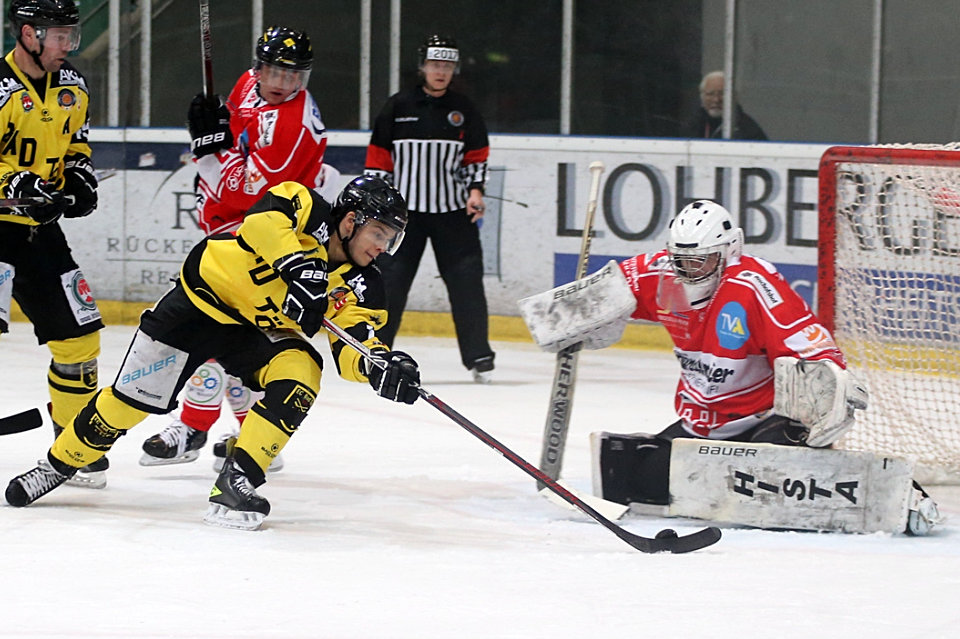 Spielszene Regensburg gegen Bad Tlz.