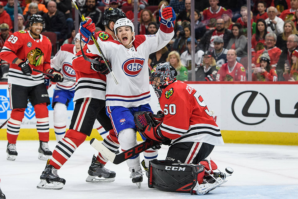 Andrew Shaw bejubelt das Siegtor fr Montreal in Chicago.