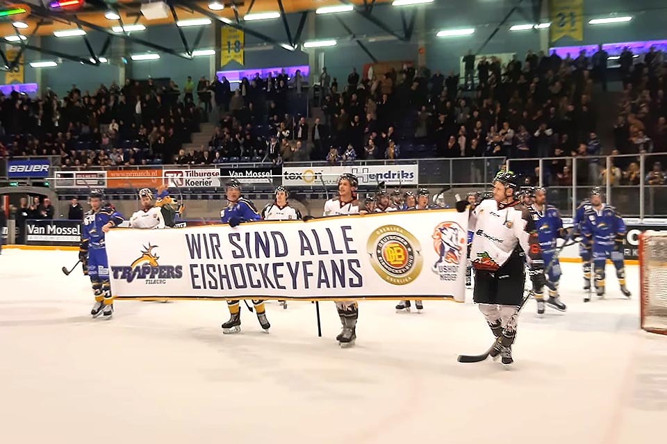 Nach dem Spiel in Tilburg demonstrierten Trappers und Crocodiles Geschlossenheit.