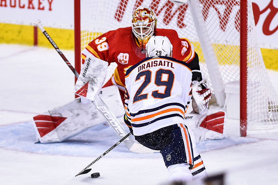 Leon Draisaitl sammelte vier Punkte beim Spiel in Calgary.