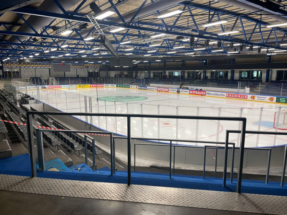 Das DEB-Training hat auf ein Training in der Herninger Eishalle verzichtet. Das DEB-Training hat auf ein Training in der Herninger Eishalle verzichtet.