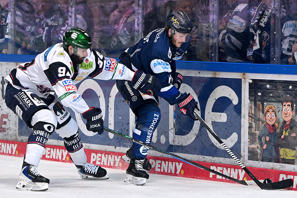 Spielszene Iserlohn gegen Berlin. Spielszene Iserlohn gegen Berlin.