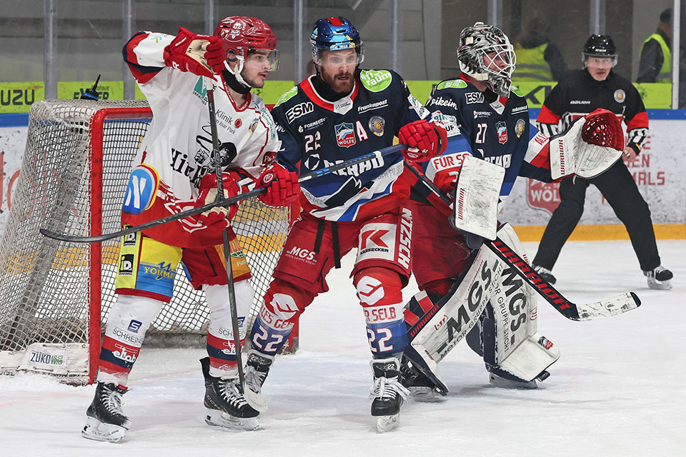 Spielszene Selb gegen Deggendorf. Spielszene Selb gegen Deggendorf.