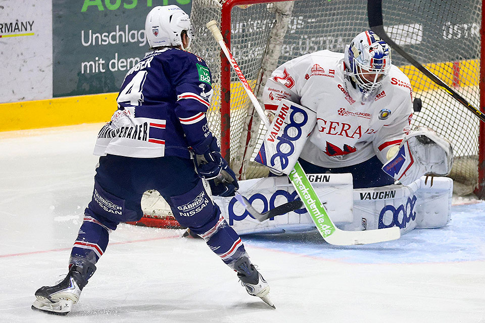 Spielszene Hannover Indians gegen Füchse Duisburg. Spielszene Hannover Indians gegen Füchse Duisburg.