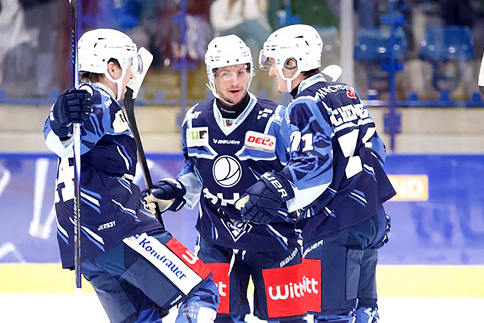 Weiden bleibt ein weiteres Jahr zweitklassig. Weiden bleibt ein weiteres Jahr zweitklassig.