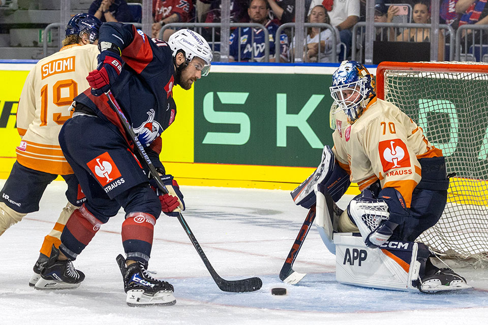 Spielszene Mannheim gegen Växjö Laker. Spielszene Mannheim gegen Växjö Laker.