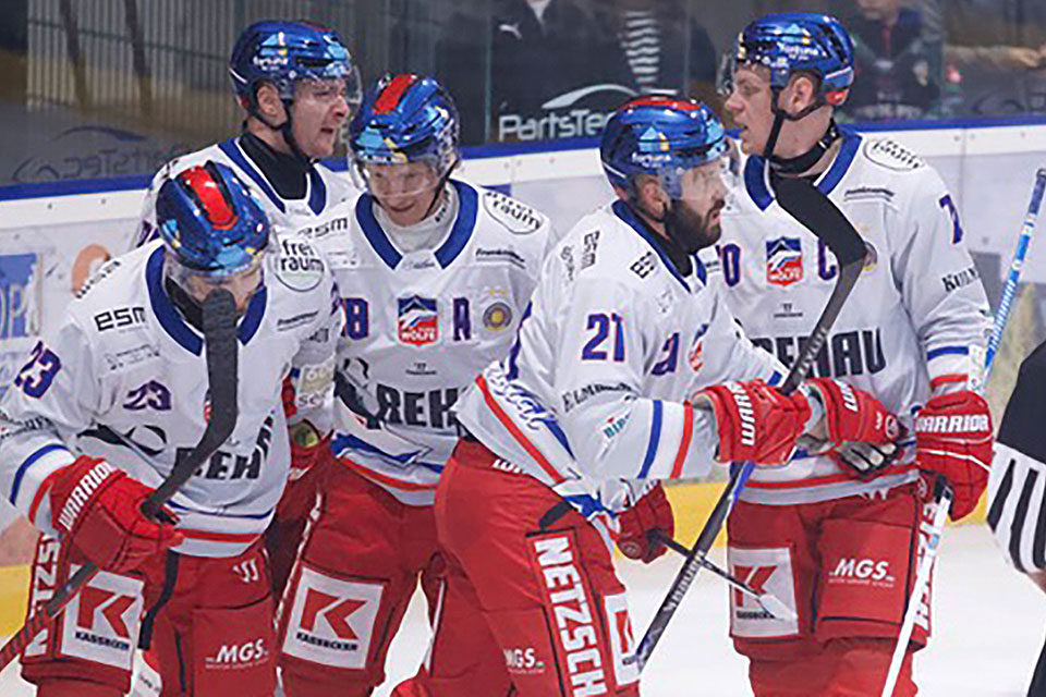 Selb beendet seine Niederlagenserie. Selb beendet seine Niederlagenserie.